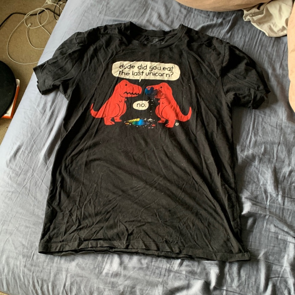 Graphic tee